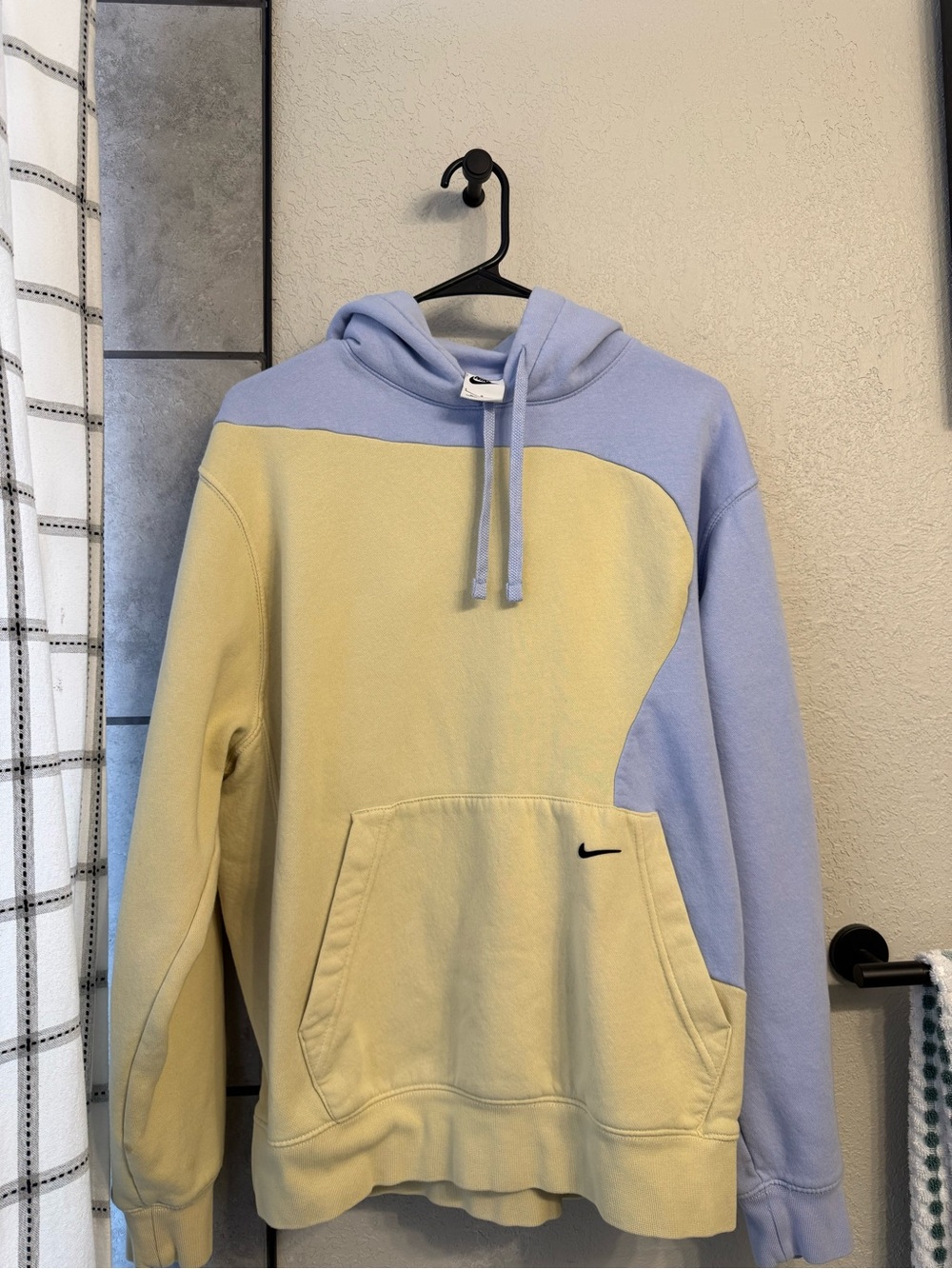 Nike Colorblock Hoodie in Lavender and Pale Yellow